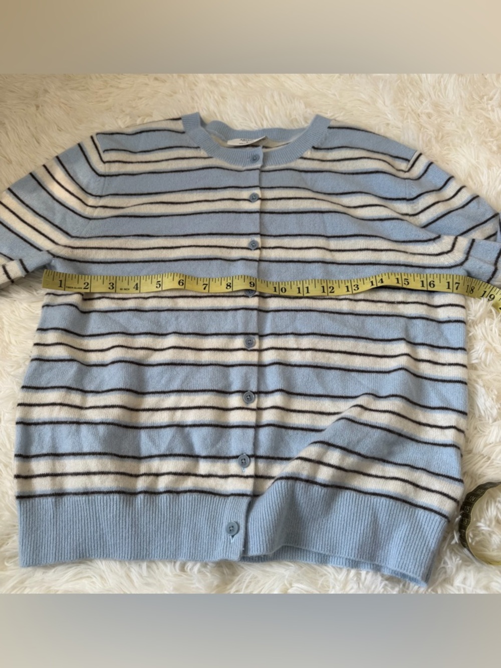 Aritzia Bare Cashmere Exemplar Cardigan - Picture 4 of 8